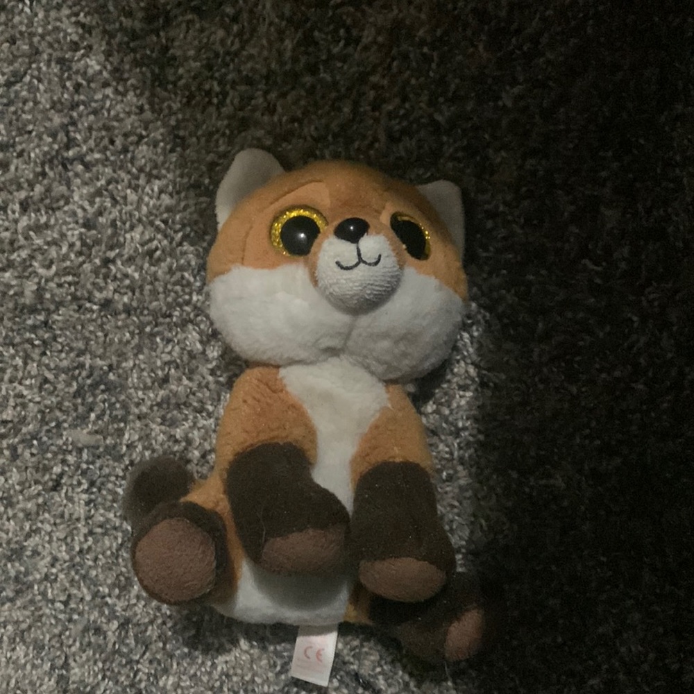 Fox - Picture 1 of 1